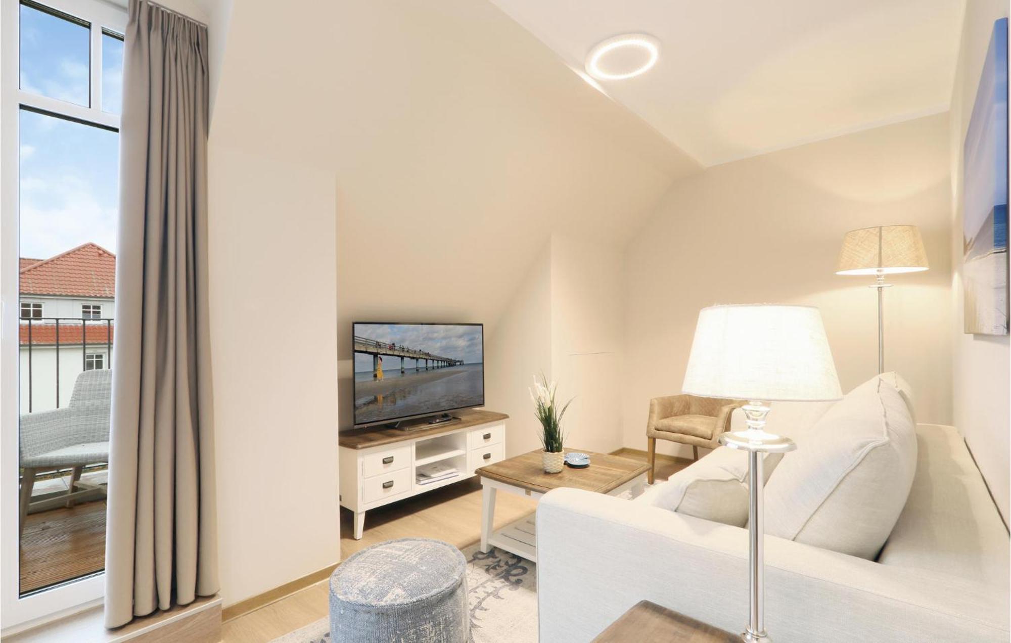 Amazing apartment in Ostseebad Boltenhagen with 1 Bedrooms, Sauna&WiFi Buitenkant foto