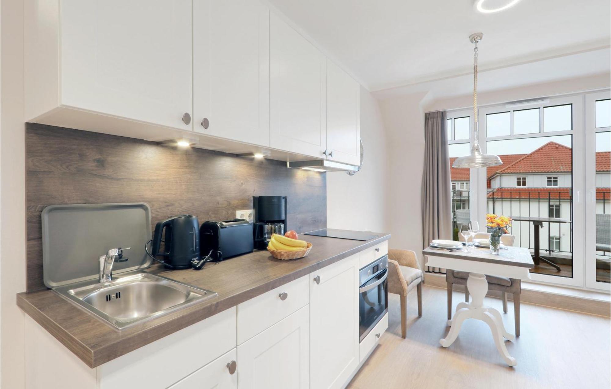 Amazing apartment in Ostseebad Boltenhagen with 1 Bedrooms, Sauna&WiFi Buitenkant foto
